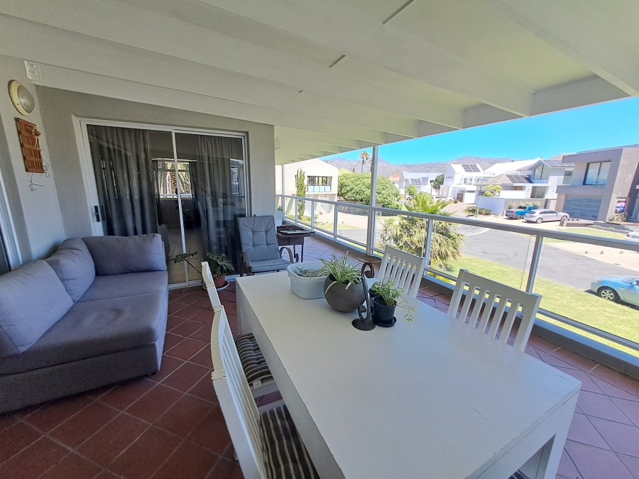 6 Bedroom Property for Sale in Greenways Golf Estate Western Cape